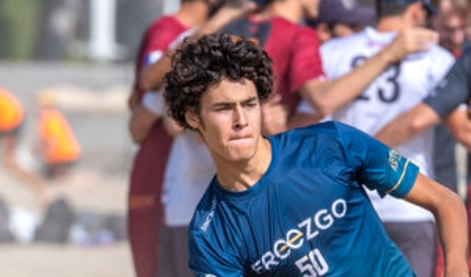 enzo forget ultimate frisbee